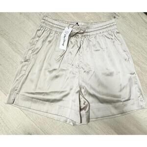 The Drop Eva Silver Cloud Silky Stretch Pull-On Loose-Fit Short Women Size XS